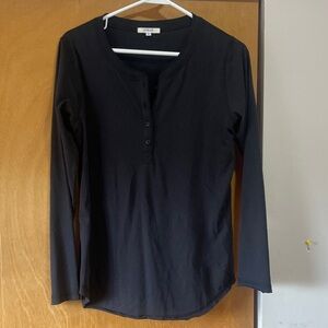 Leallo long sleeve black Henley Top